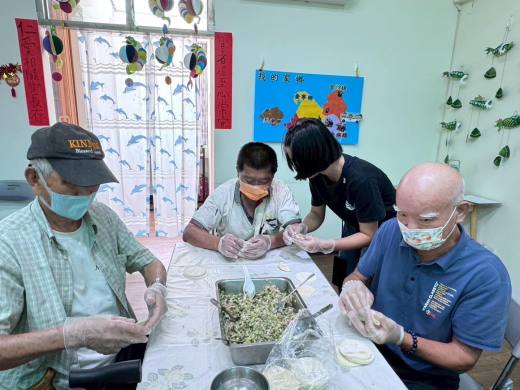 美食DIY | 包水餃，包愛也包愛心